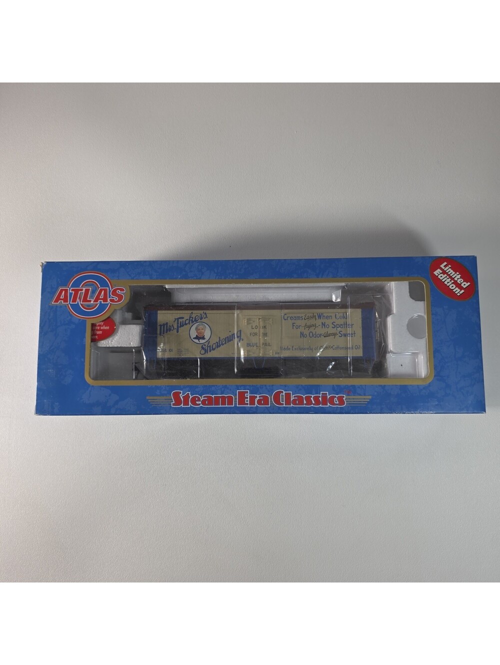 Atlas 8020 Mrs. Tucker's Shortening Reefer Car, Limited Edition, O Gauge